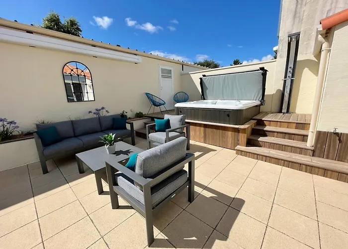 Le Rivage, Maison Proche Avec Гостевой дом