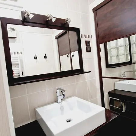 Penzion Le Rivage, Maison Proche Avec