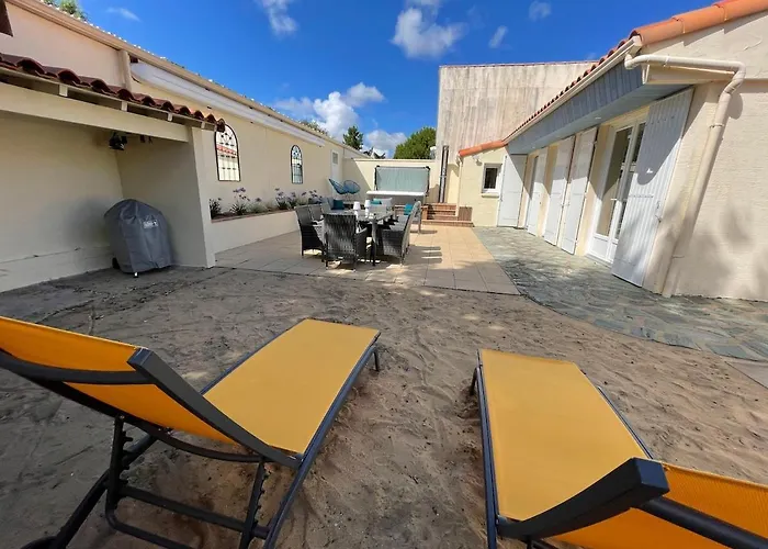 Le Rivage, Maison Proche Avec 4*